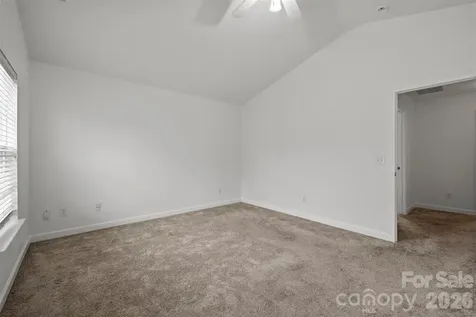6618 Wicked Oak Lane Charlotte NC 28216