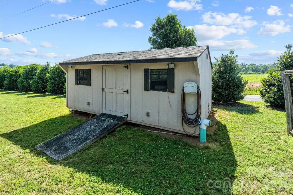 1611 Bradley Drive Monroe NC 28112