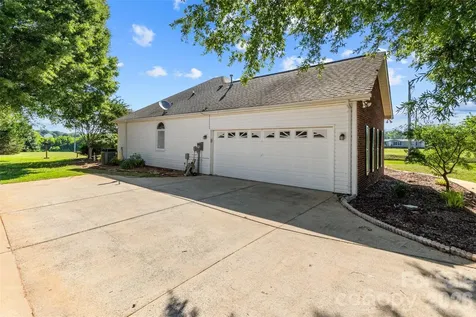 1611 Bradley Drive Monroe NC 28112