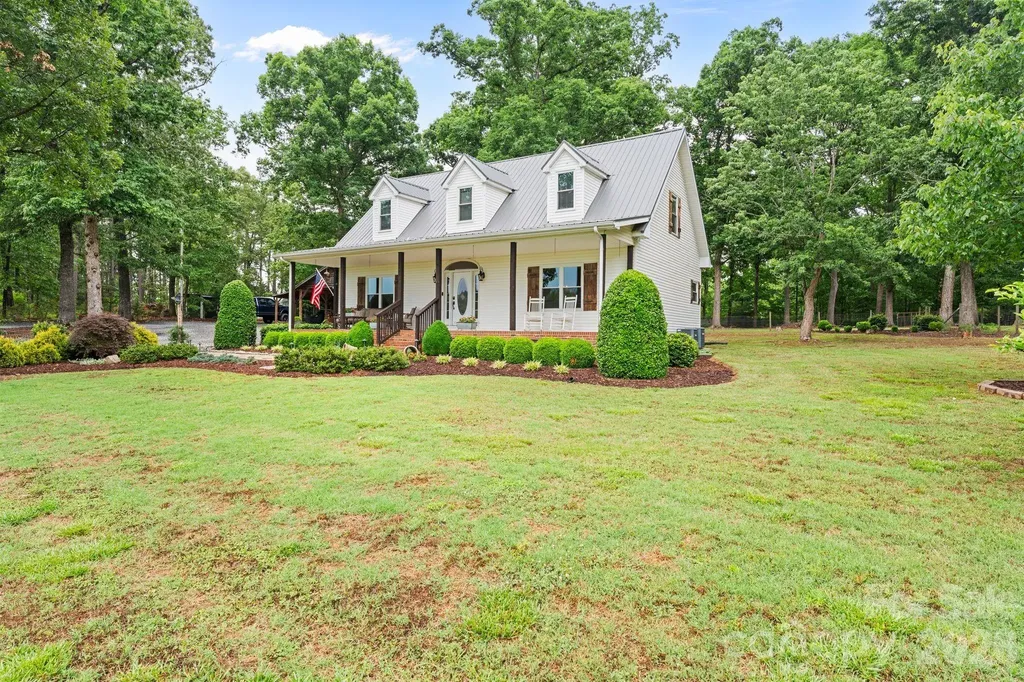 1744 Lowe Drive Catawba NC 28609