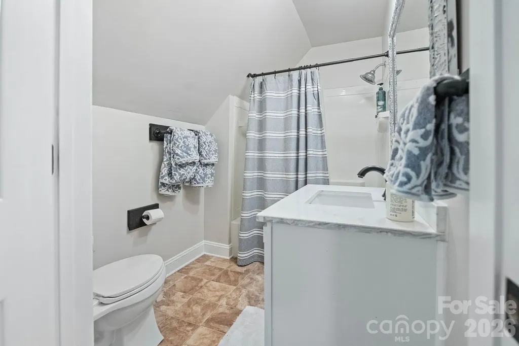 1744 Lowe Drive Catawba NC 28609