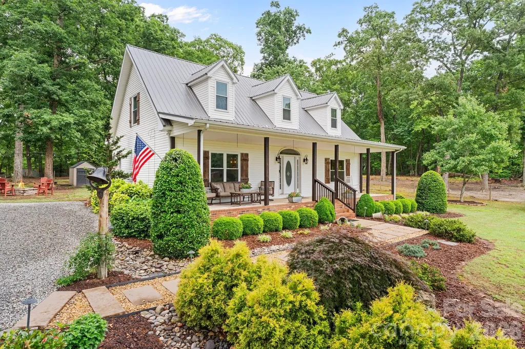 1744 Lowe Drive Catawba NC 28609