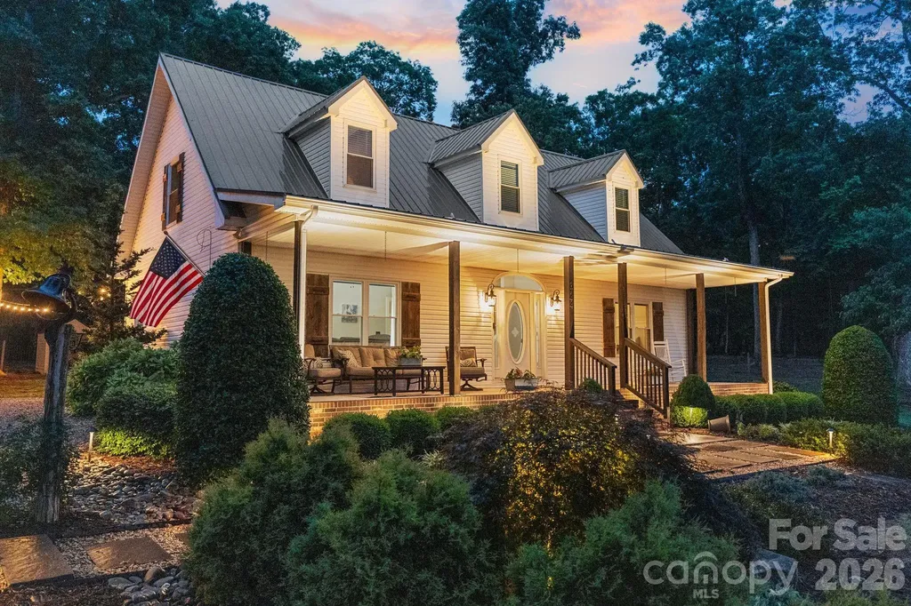 1744 Lowe Drive Catawba NC 28609