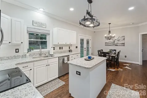 1744 Lowe Drive Catawba NC 28609