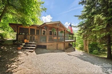 4606 Hemphill Road Waynesville NC 28785