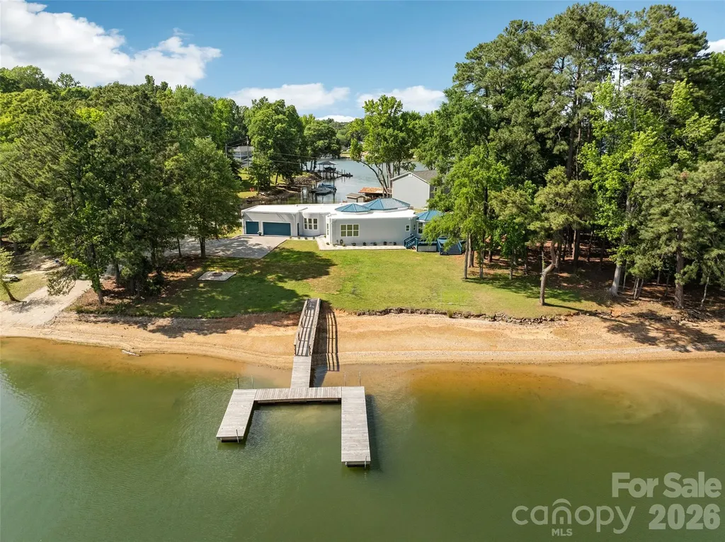 3911 Sandy Point Drive York SC 29745