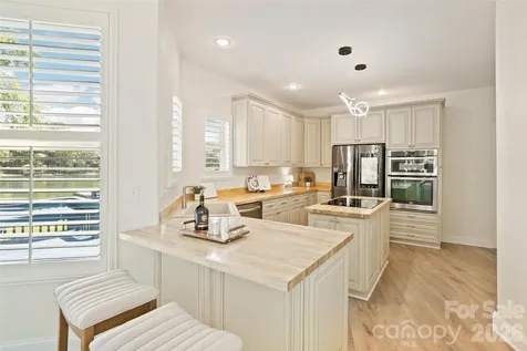 3911 Sandy Point Drive York SC 29745