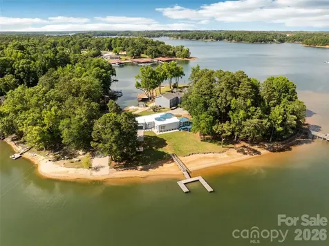3911 Sandy Point Drive York SC 29745