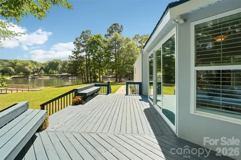3911 Sandy Point Drive York SC 29745
