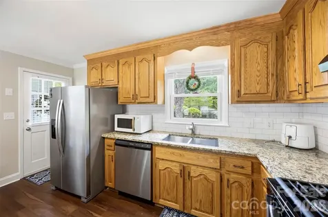 2109 Hollandale Drive Gastonia NC 28054