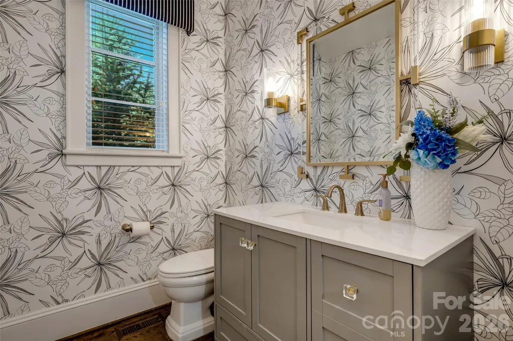 11 Beadle Lane Asheville NC 28803