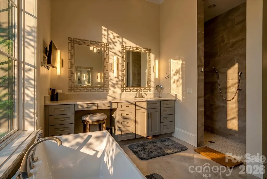 11 Beadle Lane Asheville NC 28803