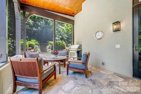 11 Beadle Lane Asheville NC 28803
