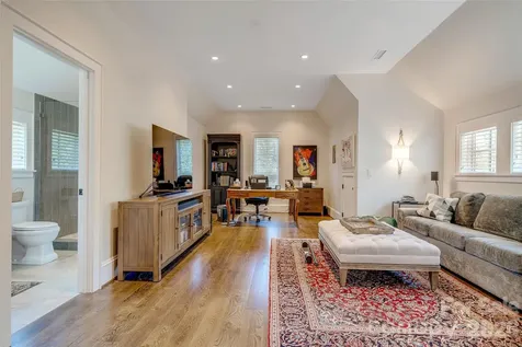 11 Beadle Lane Asheville NC 28803
