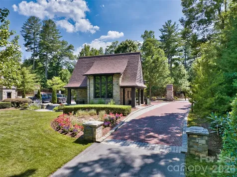 11 Beadle Lane Asheville NC 28803