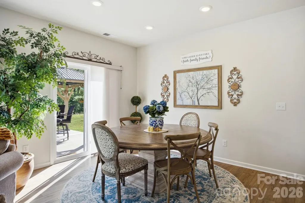 5688 Newton Way Maiden NC 28650