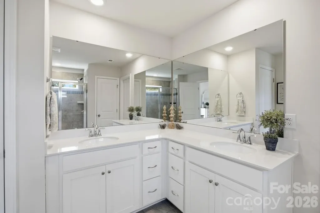 5688 Newton Way Maiden NC 28650