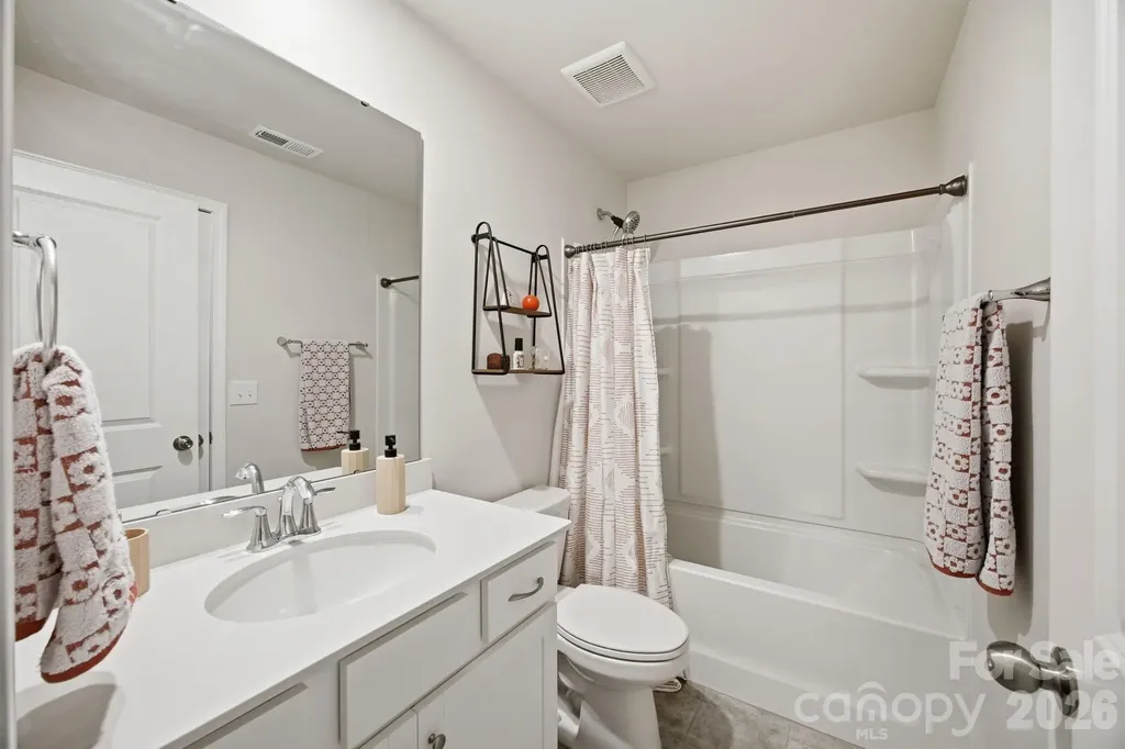 5688 Newton Way Maiden NC 28650