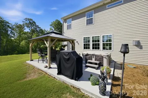 5688 Newton Way Maiden NC 28650
