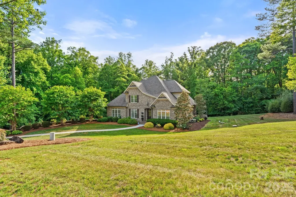 8050 Windswept Drive Belews Creek NC 27009