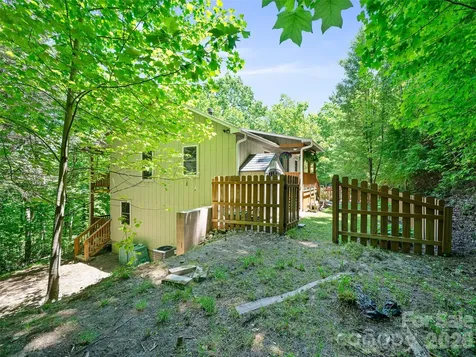 142 Wildflower Road Spruce Pine NC 28777