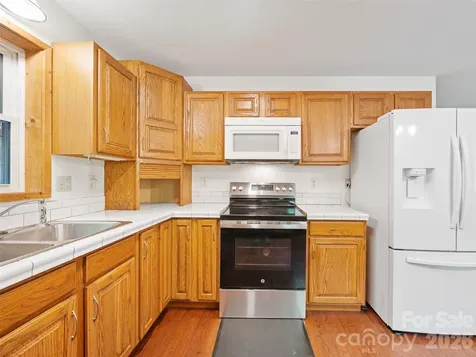 142 Wildflower Road Spruce Pine NC 28777