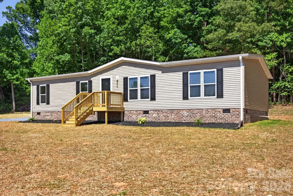 245 Harvick Lane Lexington NC 27292