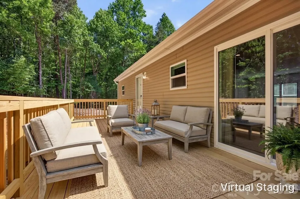 245 Harvick Lane Lexington NC 27292