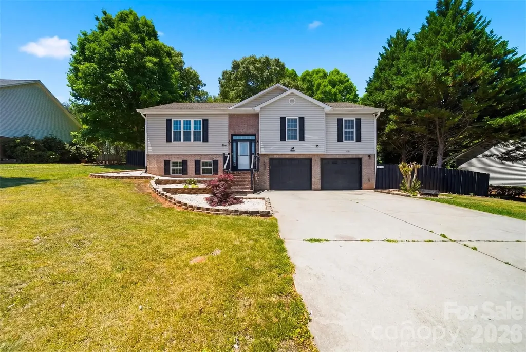 107 Cliffwood Drive Hudson NC 28638