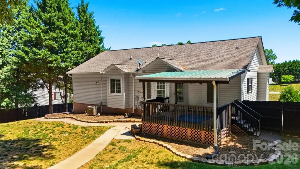 107 Cliffwood Drive Hudson NC 28638
