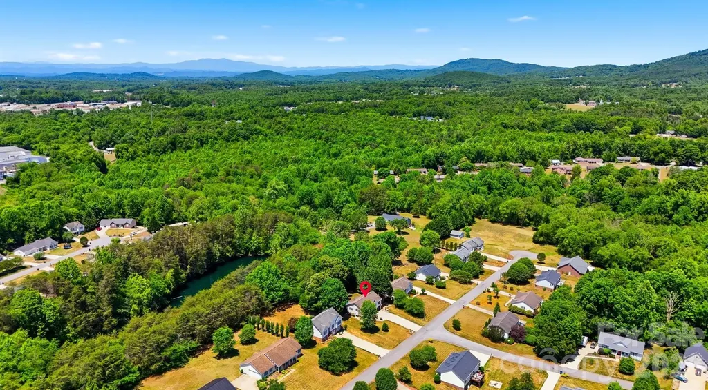 107 Cliffwood Drive Hudson NC 28638