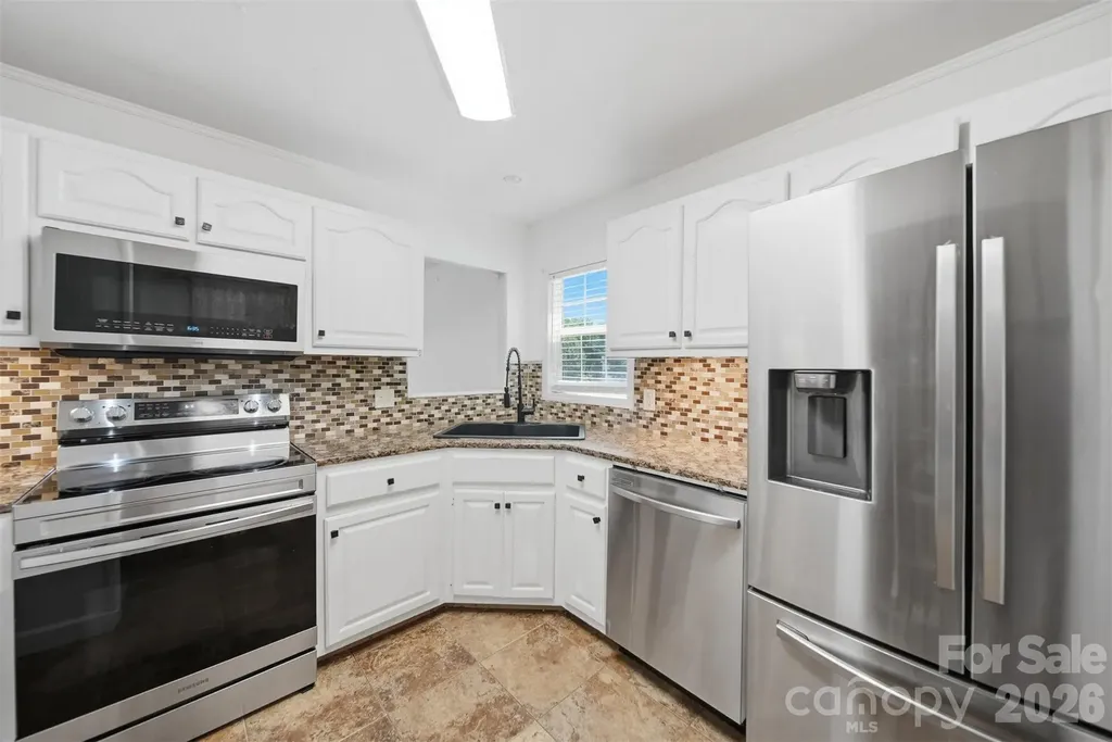 107 Cliffwood Drive Hudson NC 28638