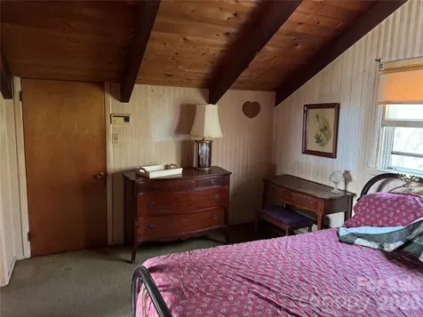 2085 Laurel Ridge N Maggie Valley NC 28751