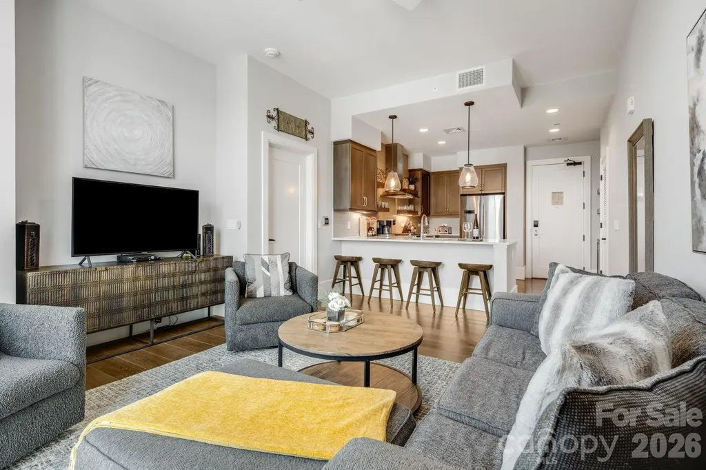 7 Patton Avenue Asheville NC 28801
