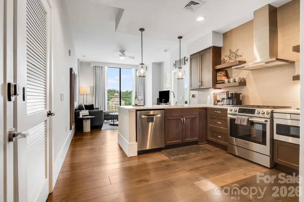 7 Patton Avenue Asheville NC 28801