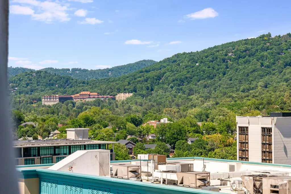 7 Patton Avenue Asheville NC 28801