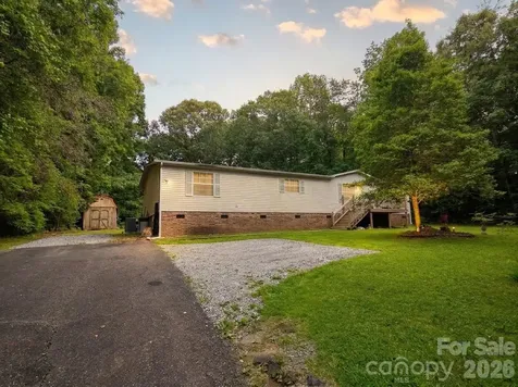1276 Forest Ridge Road Bessemer City NC 28016