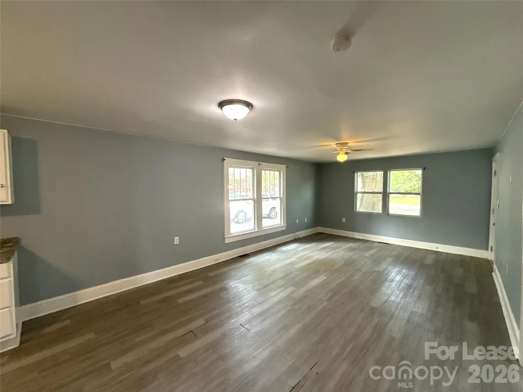 207 Bradford Drive Charlotte NC 28208