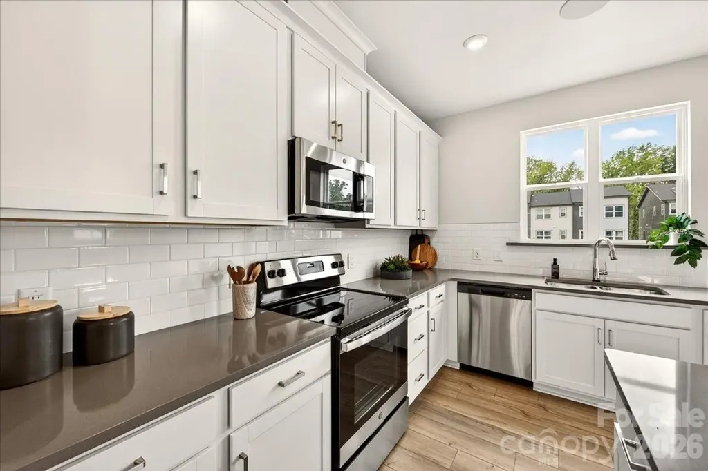 4032 Canvas Court Charlotte NC 28205