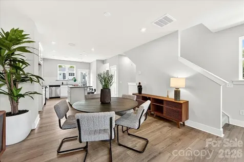 4032 Canvas Court Charlotte NC 28205