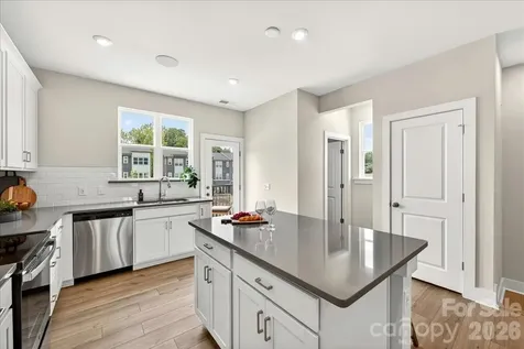 4032 Canvas Court Charlotte NC 28205