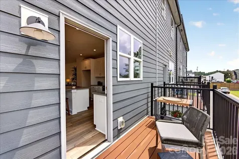 4032 Canvas Court Charlotte NC 28205