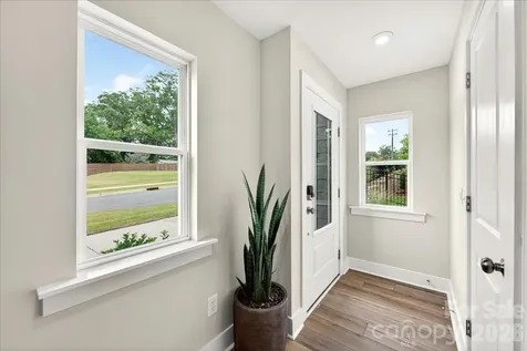 4032 Canvas Court Charlotte NC 28205