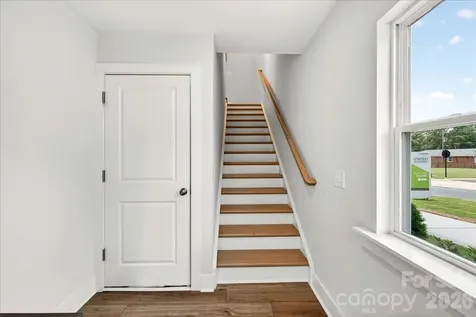 4032 Canvas Court Charlotte NC 28205