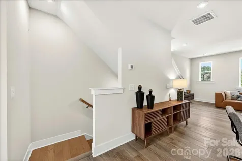 4032 Canvas Court Charlotte NC 28205
