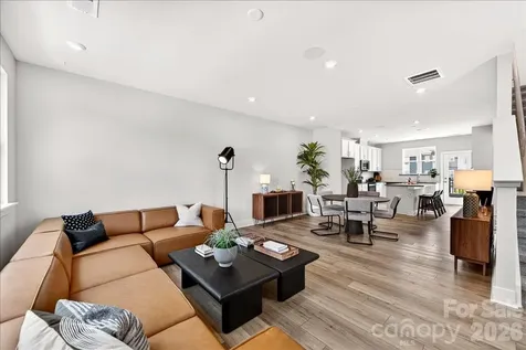 4032 Canvas Court Charlotte NC 28205
