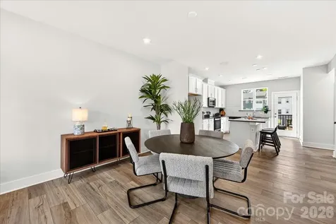 4032 Canvas Court Charlotte NC 28205