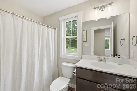 27 Ben Lippen Road Asheville NC 28806
