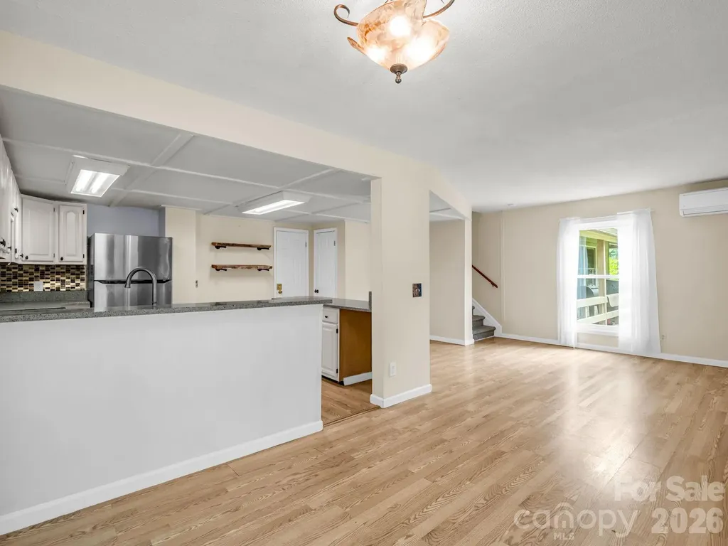 117 Willow Way Hendersonville NC 28739