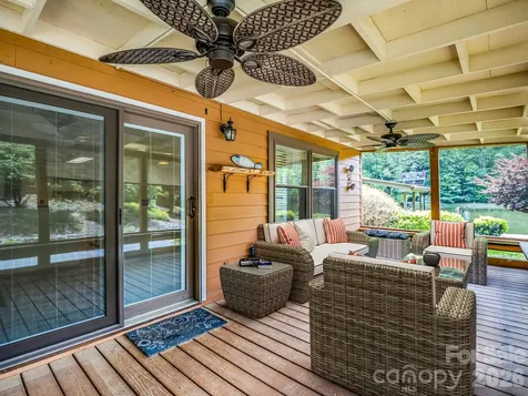 117 Willow Way Hendersonville NC 28739